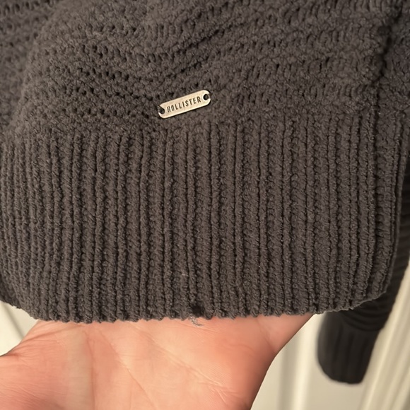 Hollister sweater - Picture 5 of 5